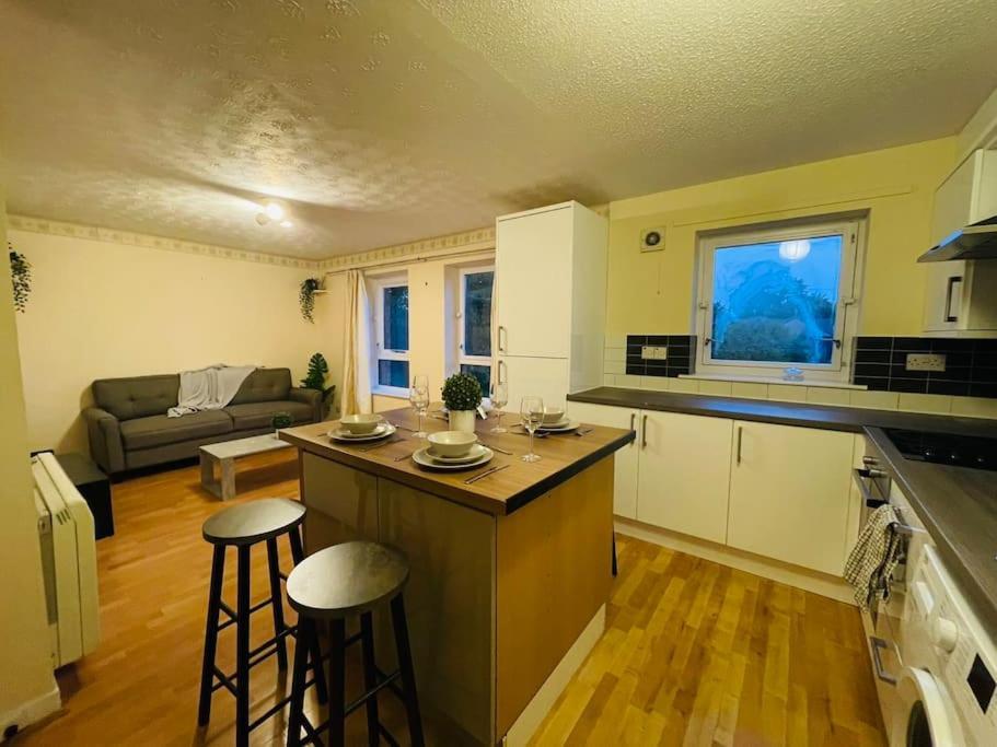 Edinburgh Two Bedrooms Apartment With Free Parking 外观 照片